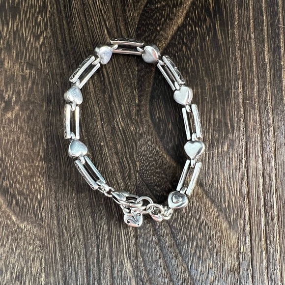 Brighton Silver Tone Heart Link Bracelet 7" - 7 1/2" B32 - Picture 5 of 5